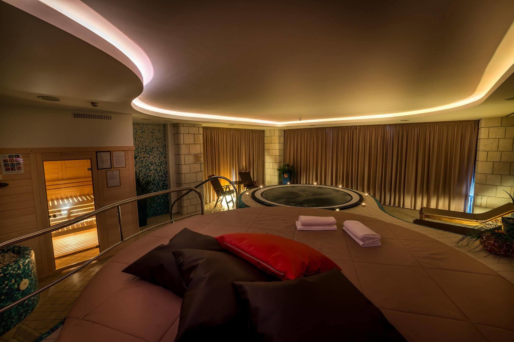Hotel Marina 4*